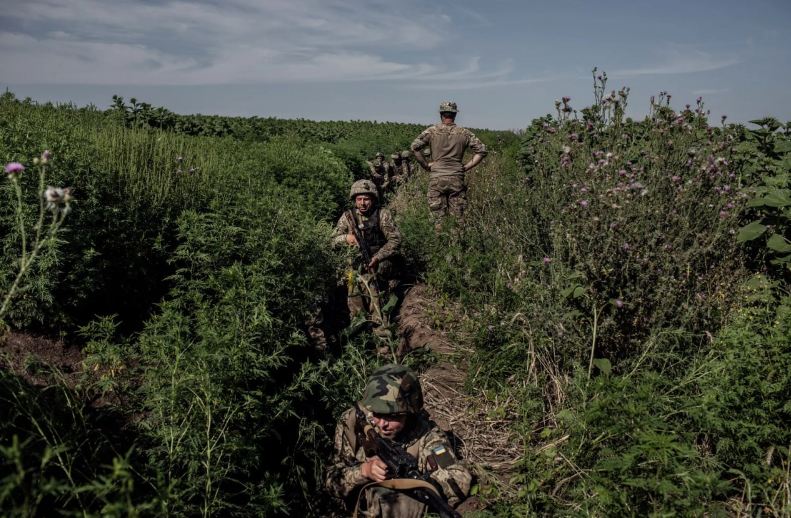 Сили оборони за останню добу зірвали наступ РФ і потіснили окупантів у трьох областях, - ISW Сили оборони за останню добу зірвали наступ РФ і потіснили окупантів у трьох областях, - ISW